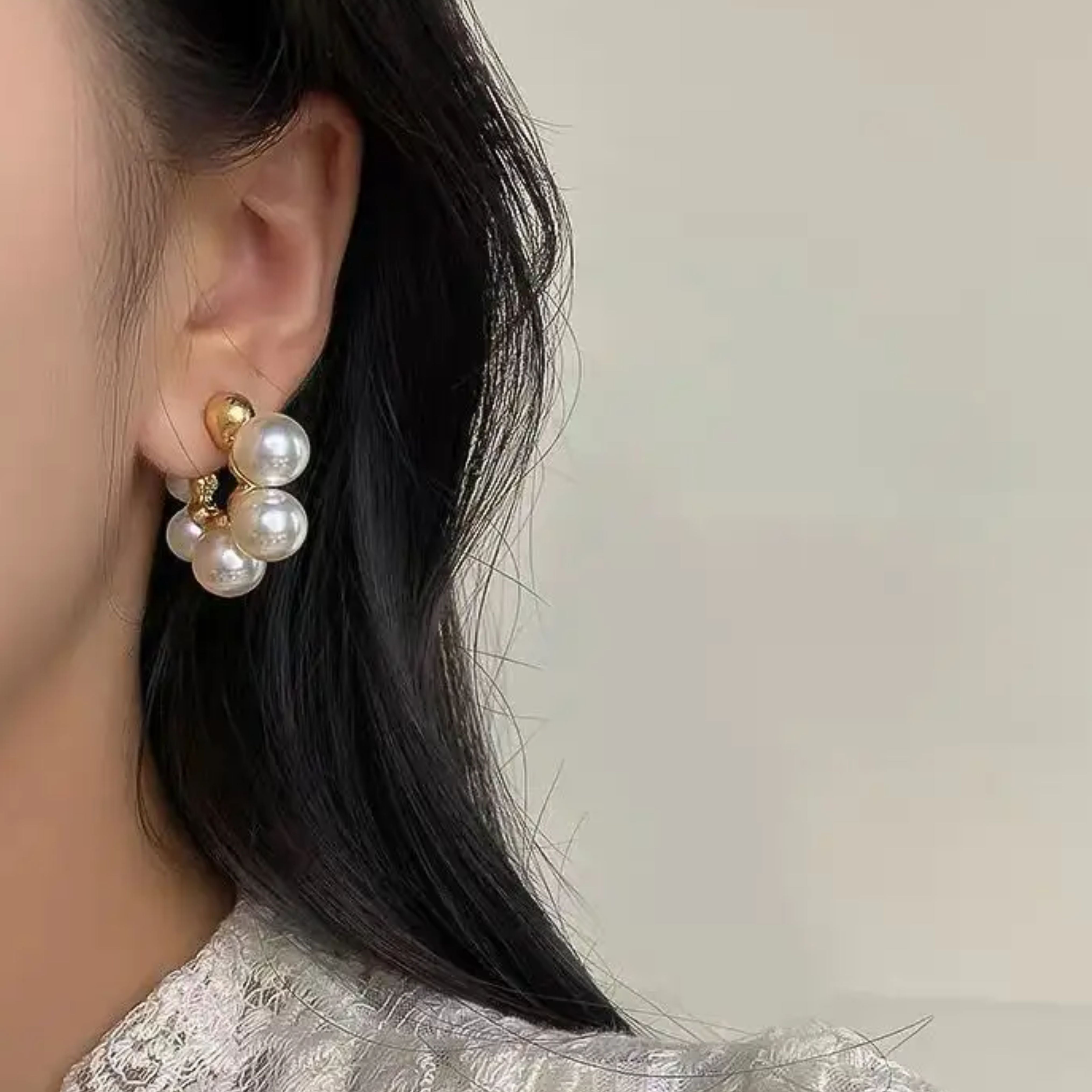 Vogue Pearl Hoop