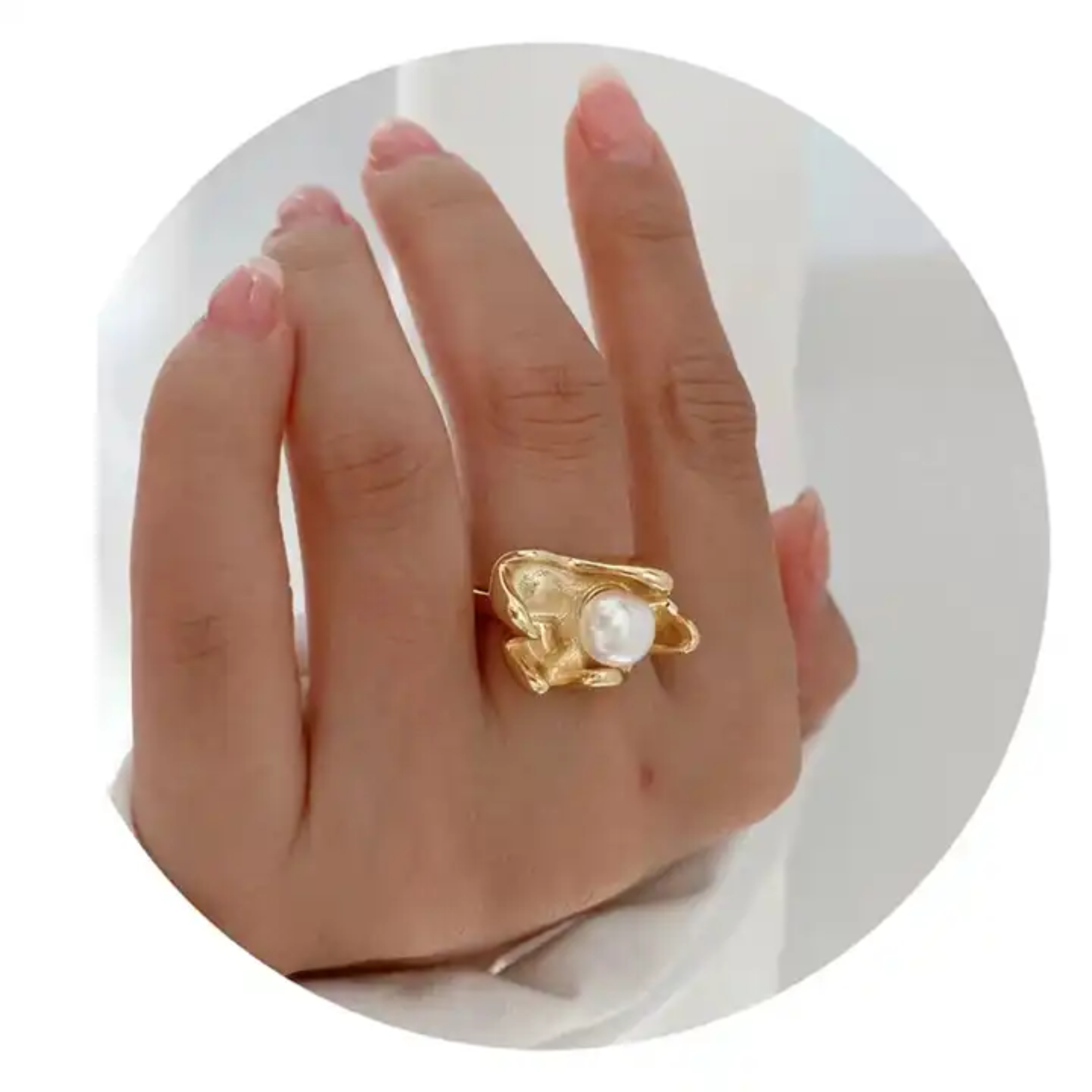 Isabella Pearl Ring