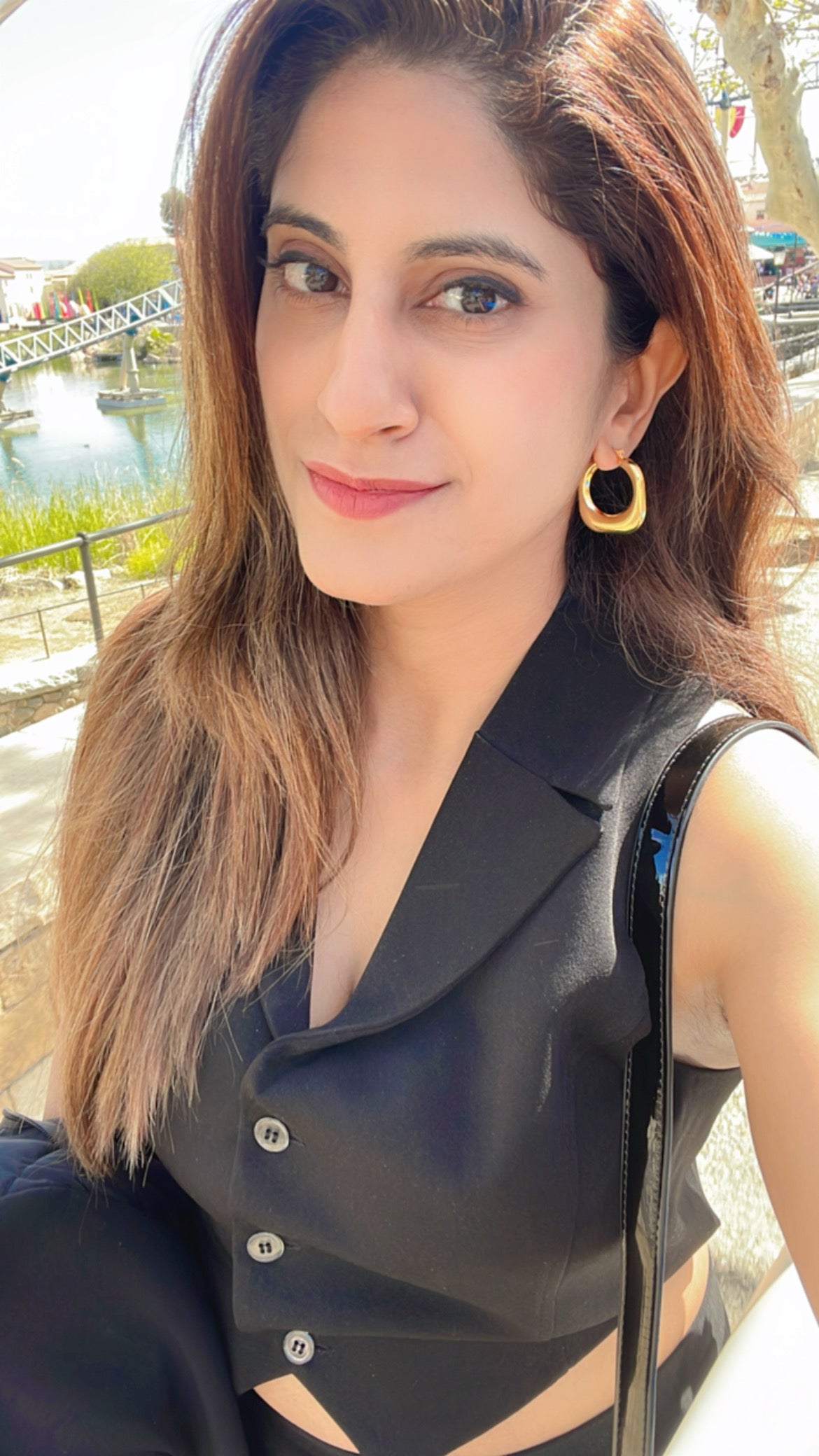 Gleam Hoops