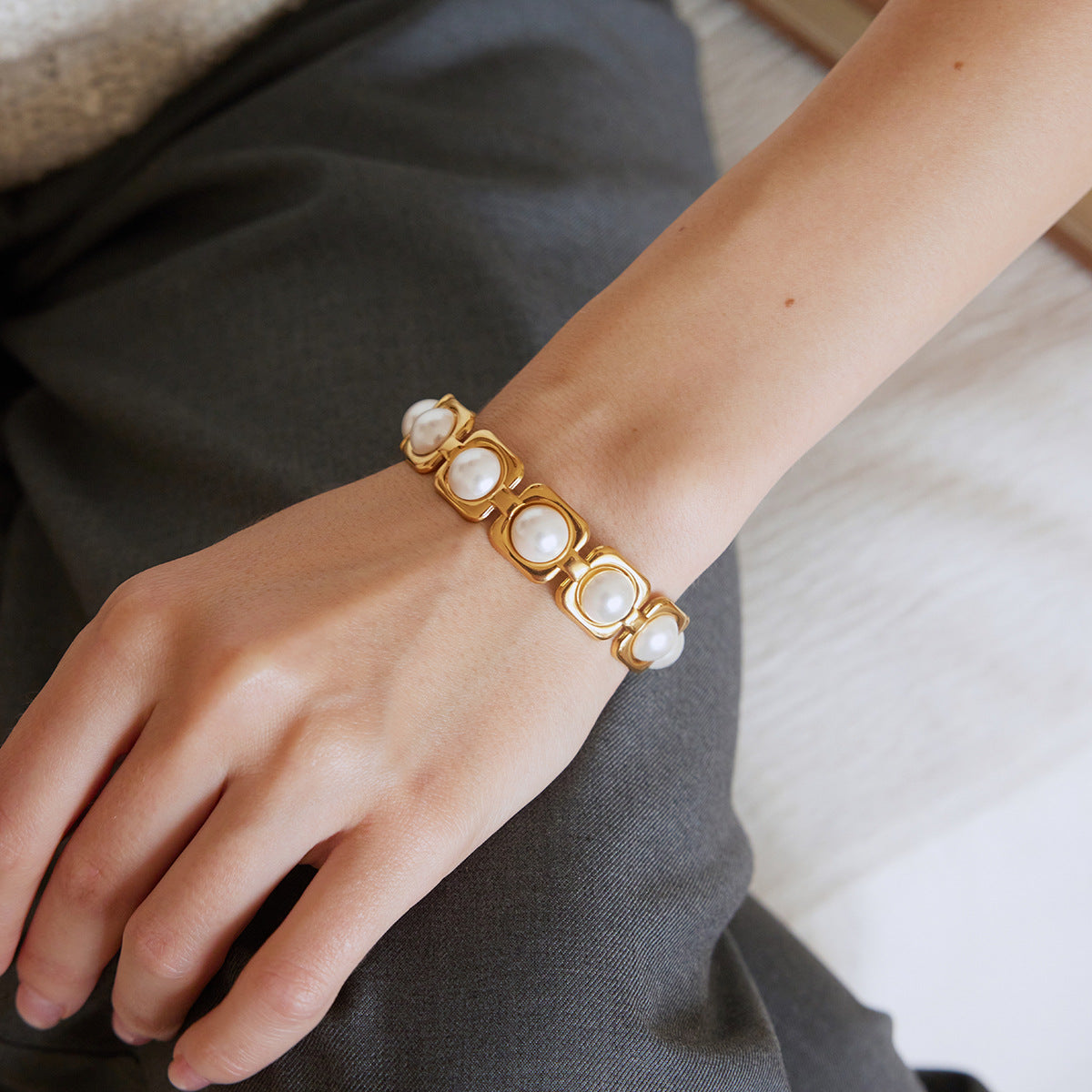 Amara Pearl Cuff