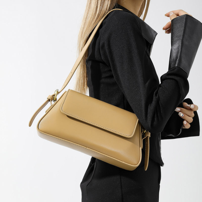 Ava Classic Shoulder Bag