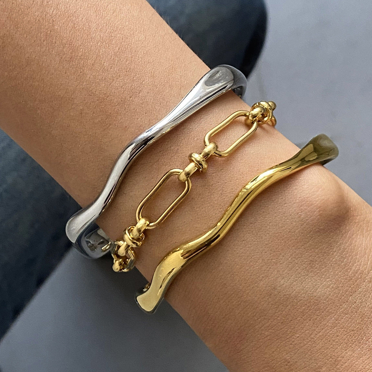Dual Drift wrist stack