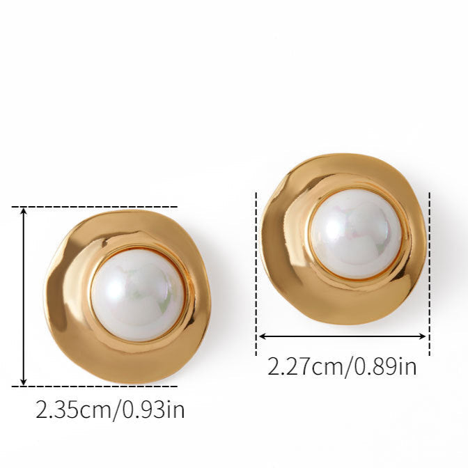 Pearl Melt Studs