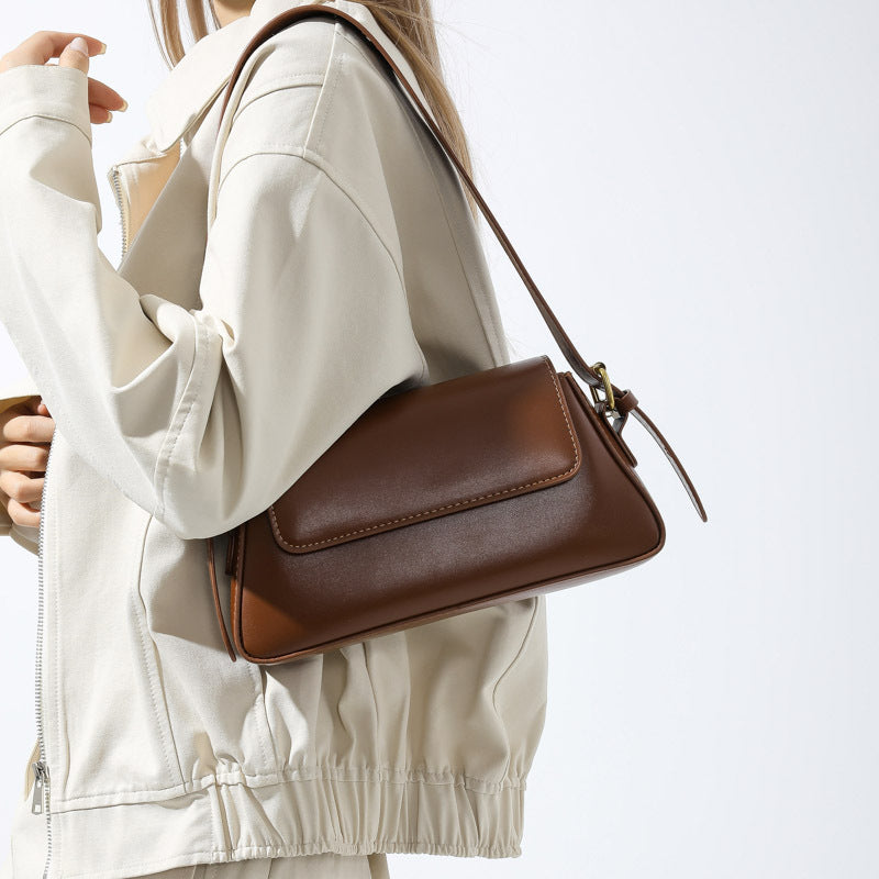 Ava Classic Shoulder Bag