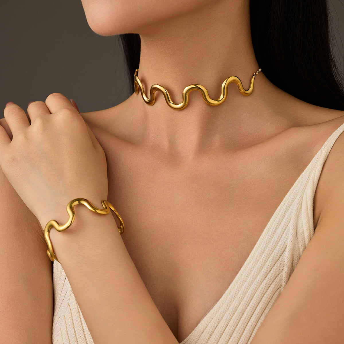 Veloura Set (Neckwear & cuff)