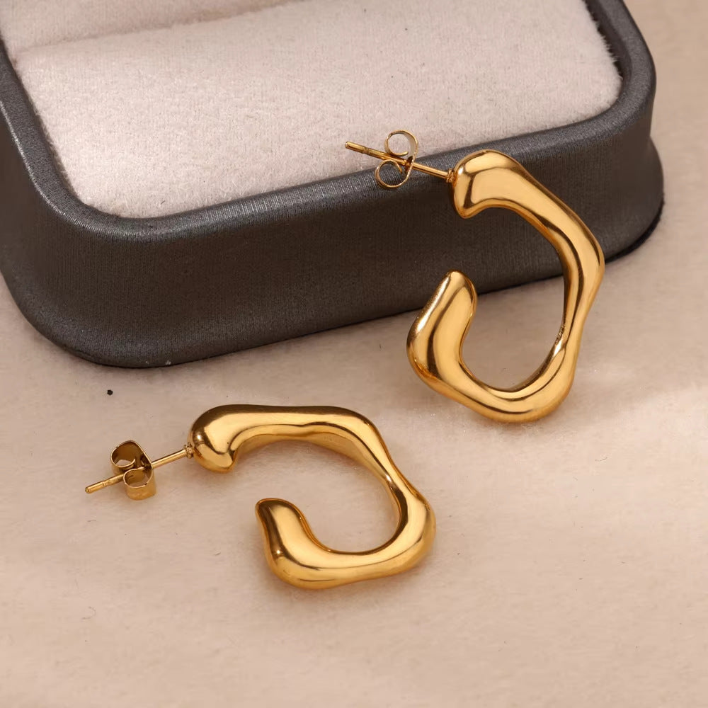 Curve Drop Earrings