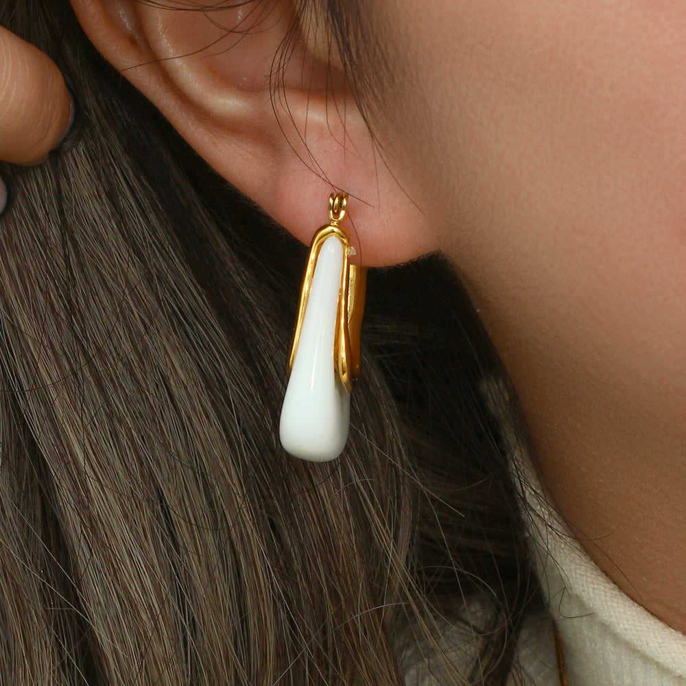 Ava Hoop Earrings