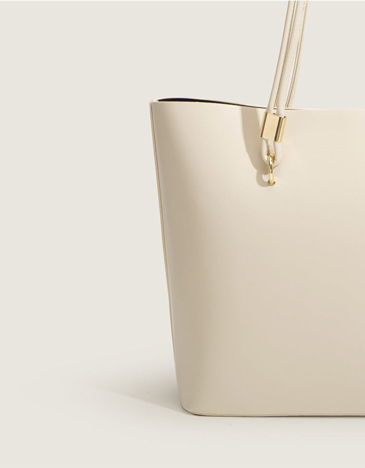 The classic Tote Bag