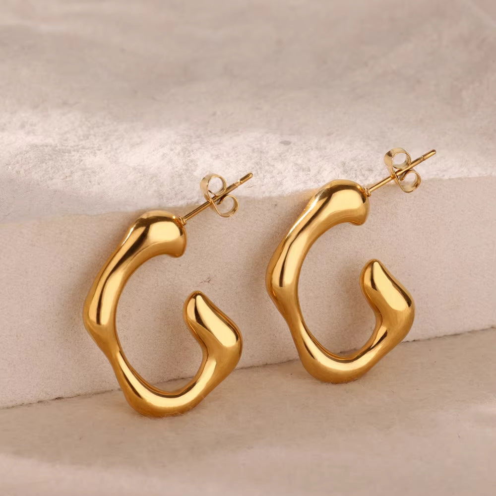 Curve Drop Earrings