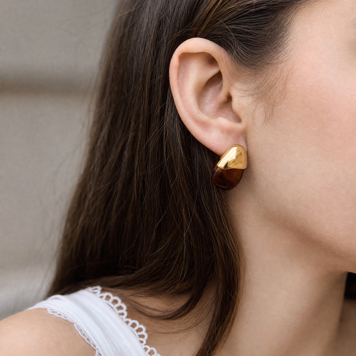Mira Resin Earrings