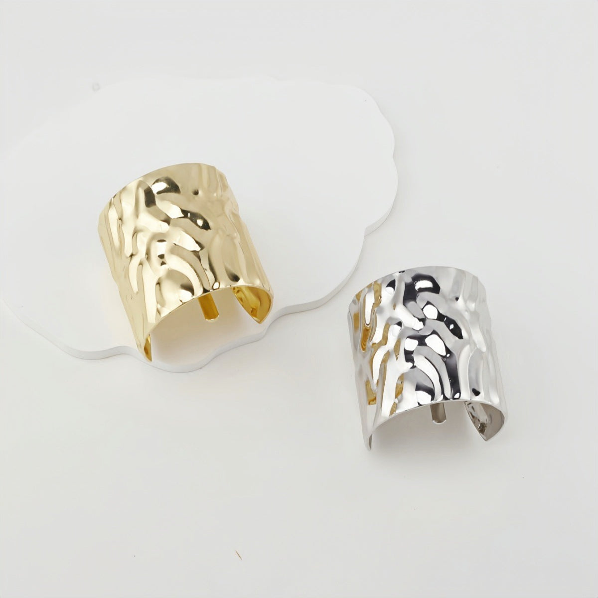 Sculpt Pony Cuff