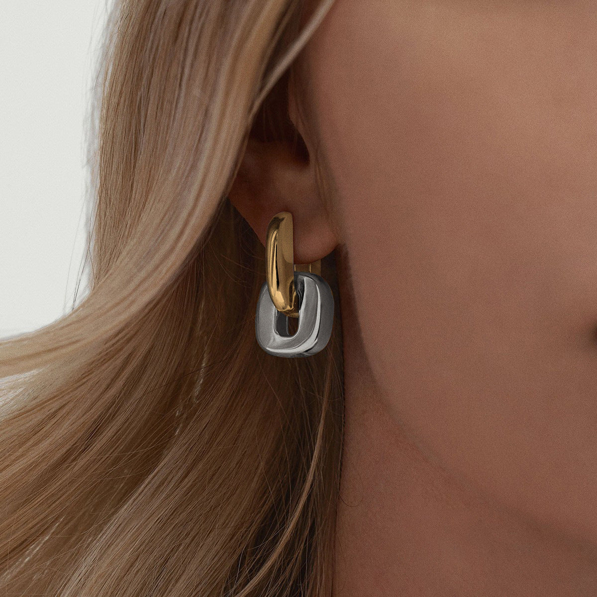 Tessa Link Hoops