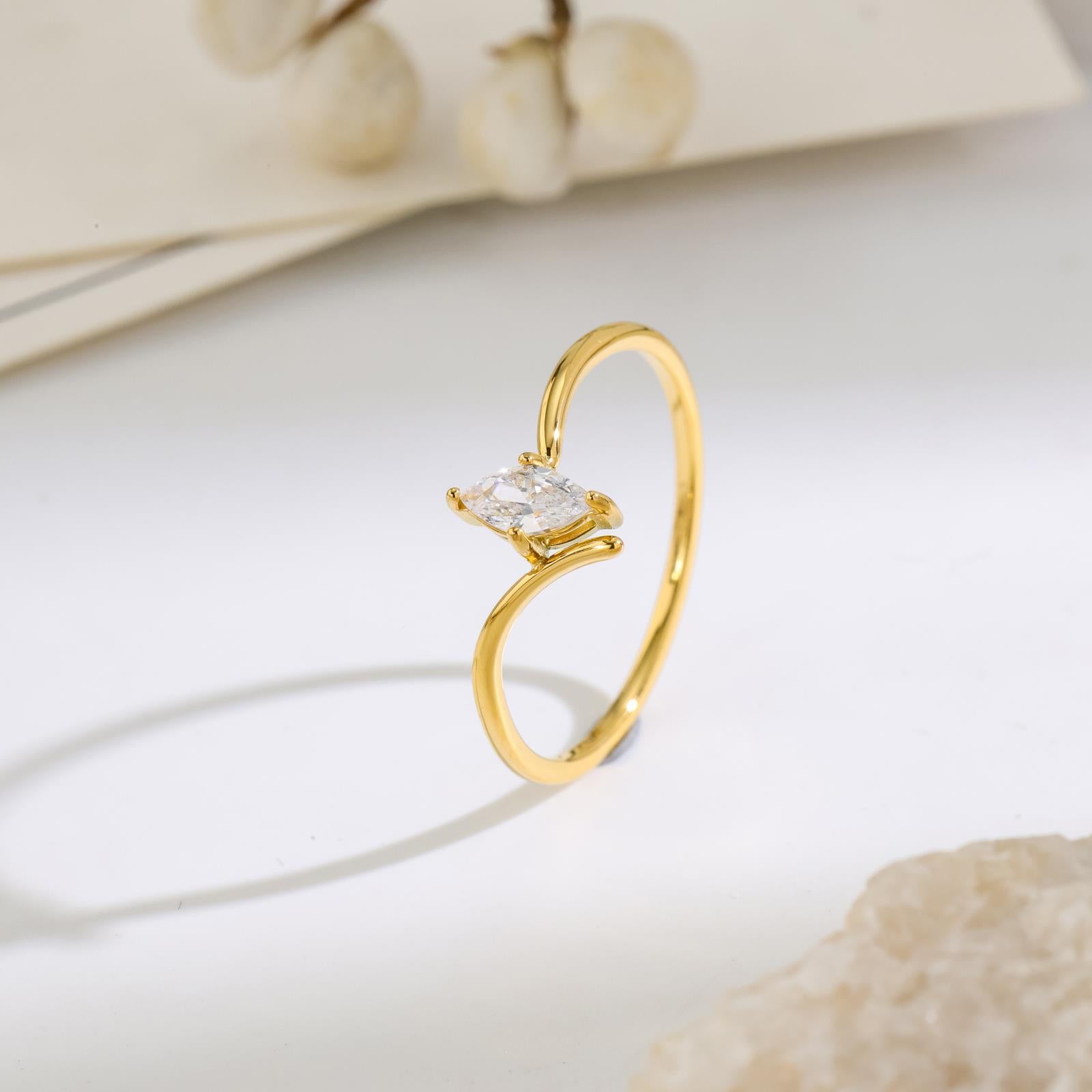 Nora Ring