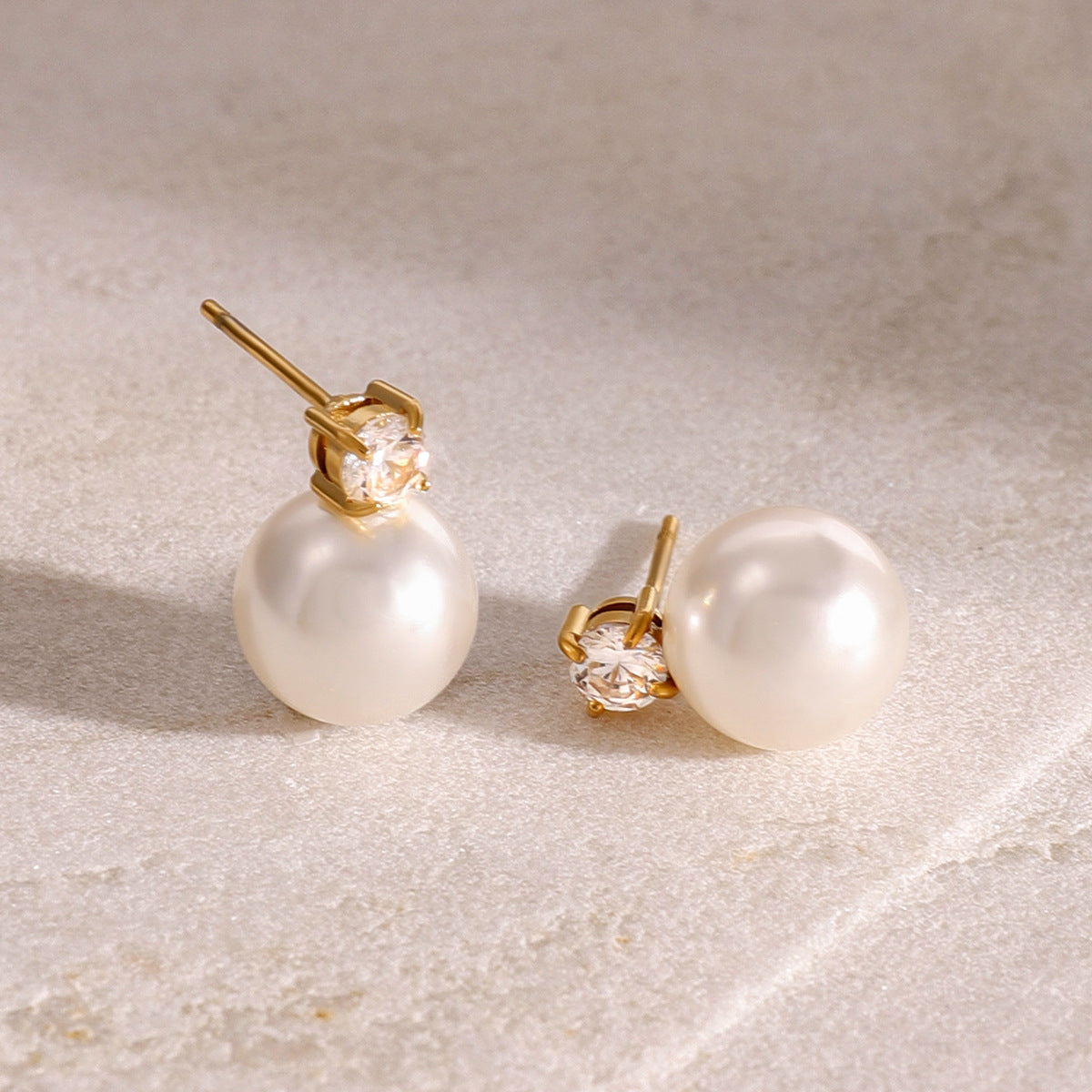 Classic Pearl Earrings