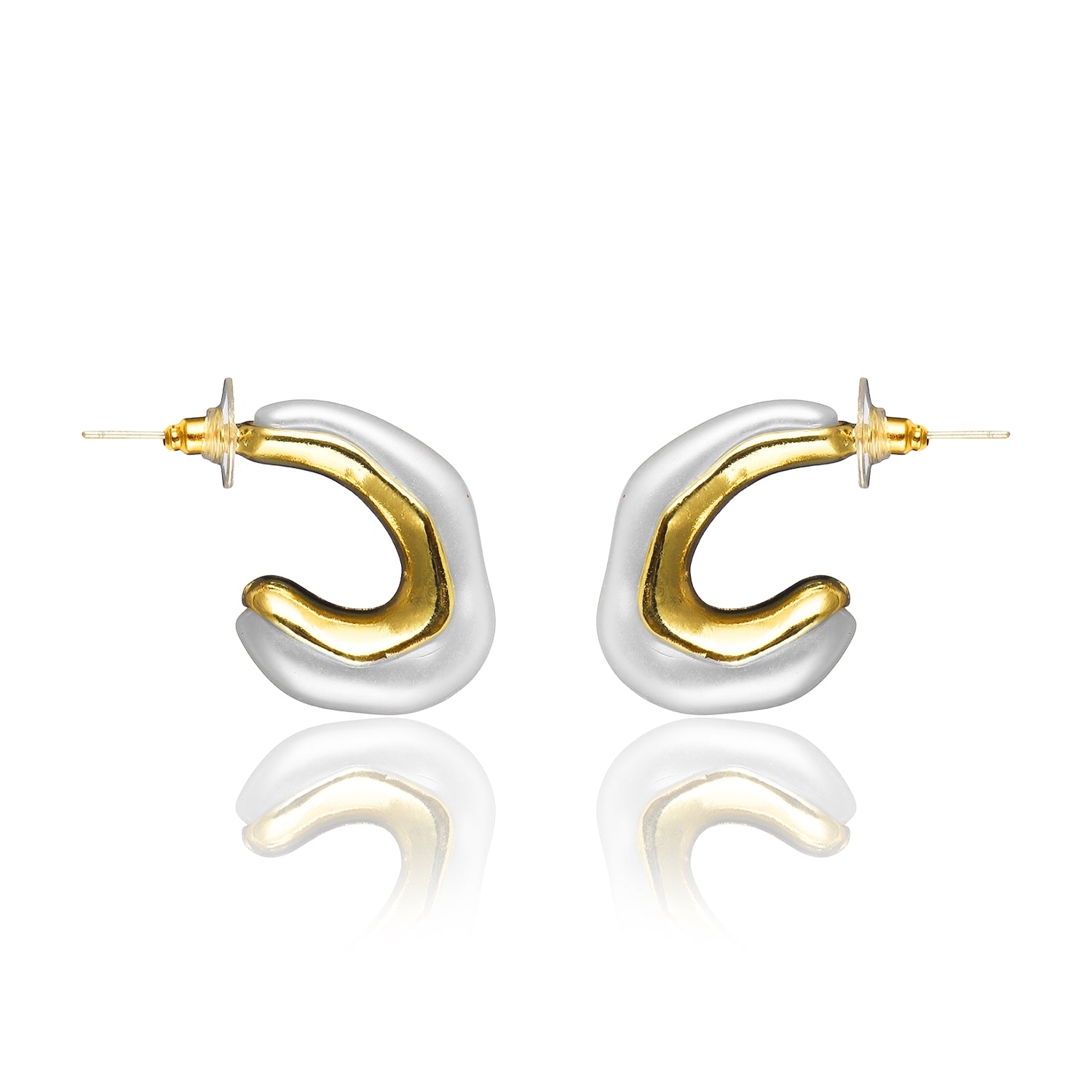 Jessica pearson golden pearl hoops
