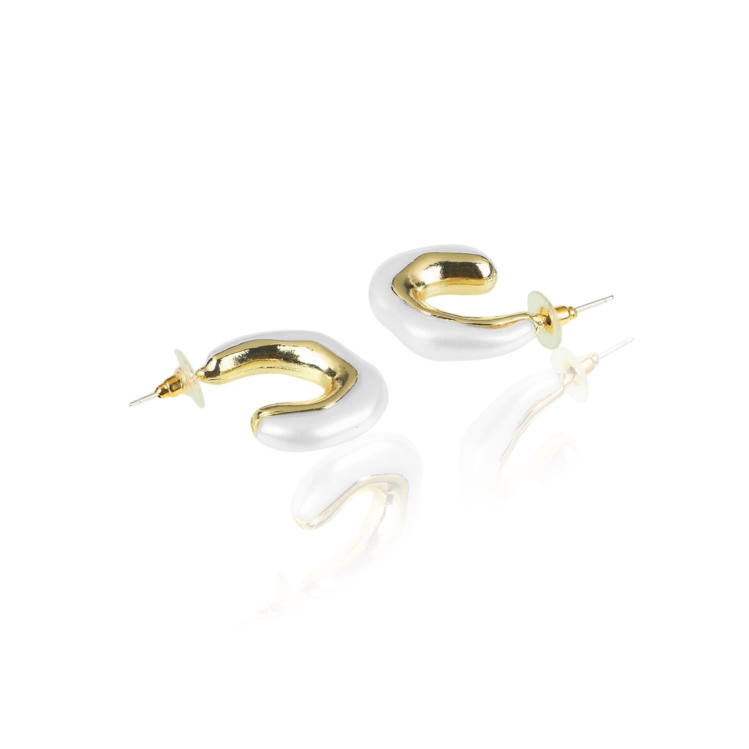 Jessica pearson golden pearl hoops