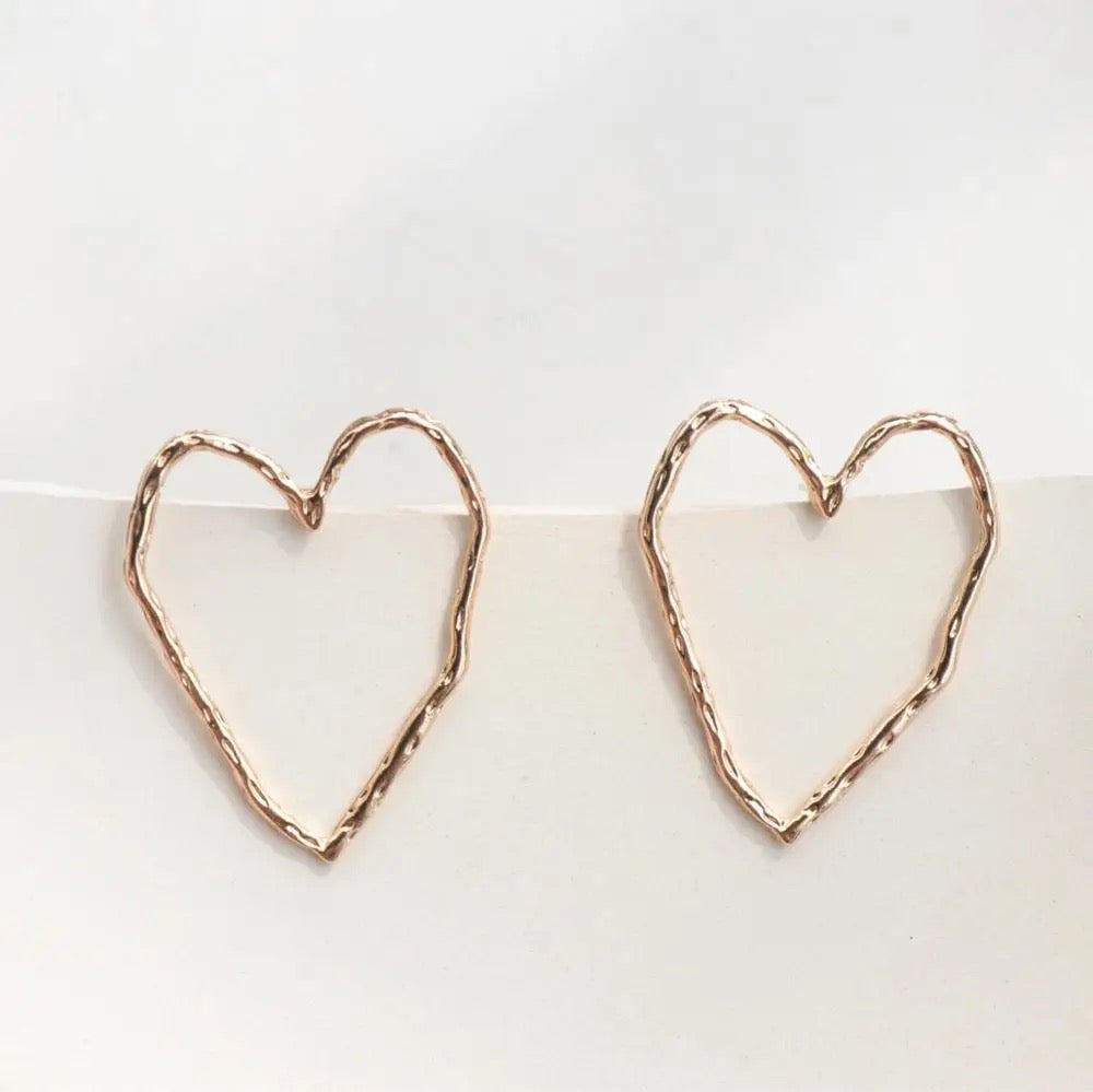 Heart out earrings