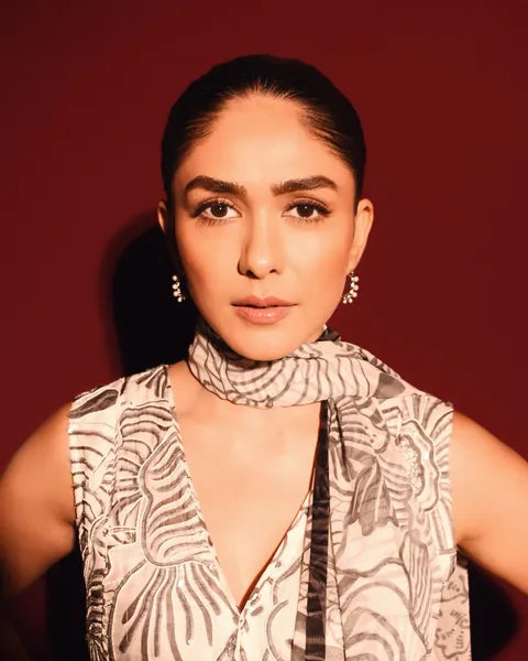 Mrunal Thakur wearing Alluring Pearl Embedded Hoops