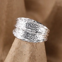 Load image into Gallery viewer, Contemporary Silver Ring
