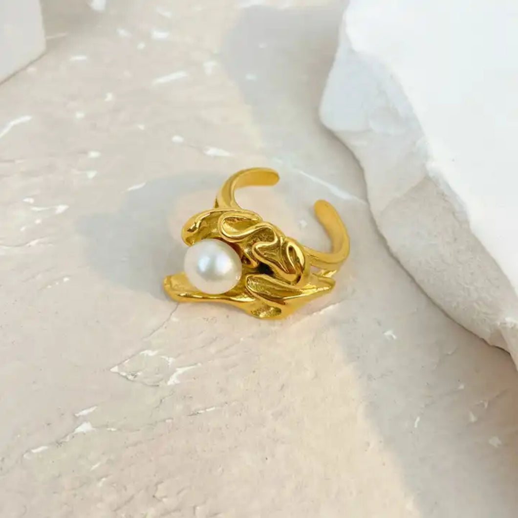 Isabella Pearl Ring