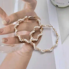 Load image into Gallery viewer, Enchanting Pearl Swirls
