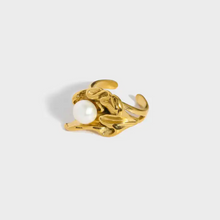 Load image into Gallery viewer, Isabella Pearl Ring
