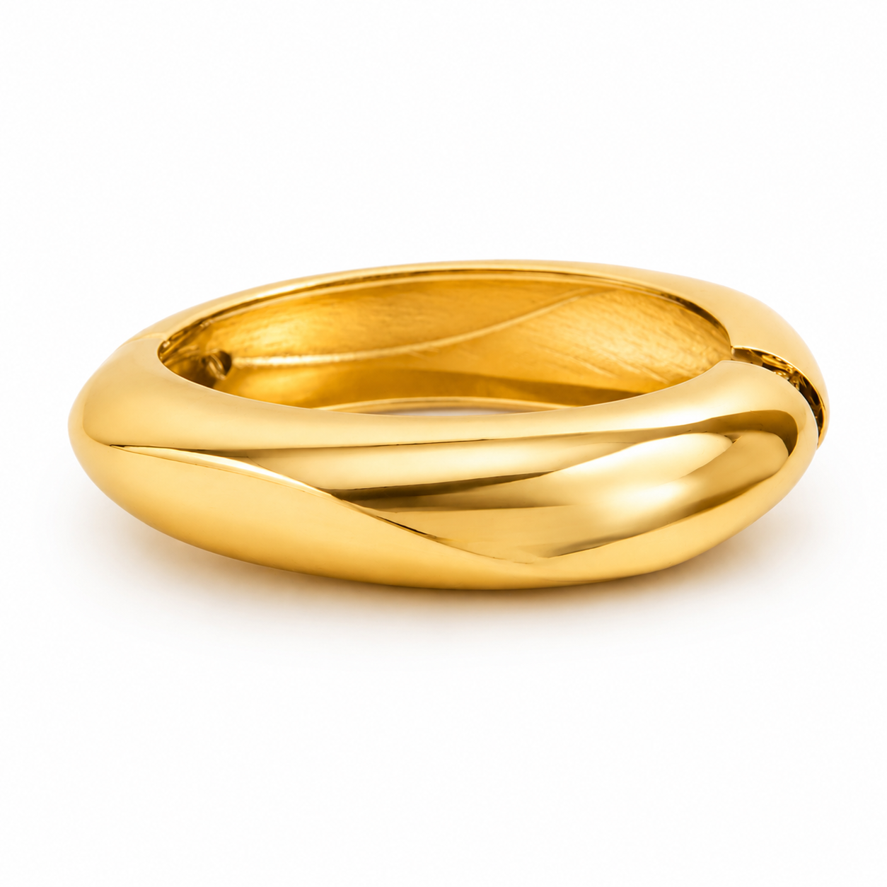 Bold Gold Bangle
