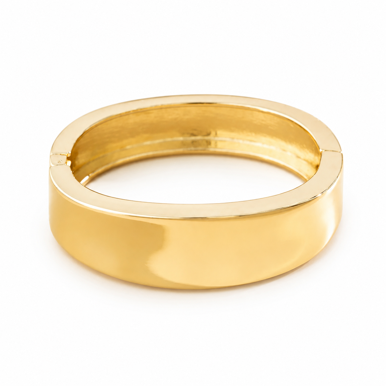Evora Loop cuff