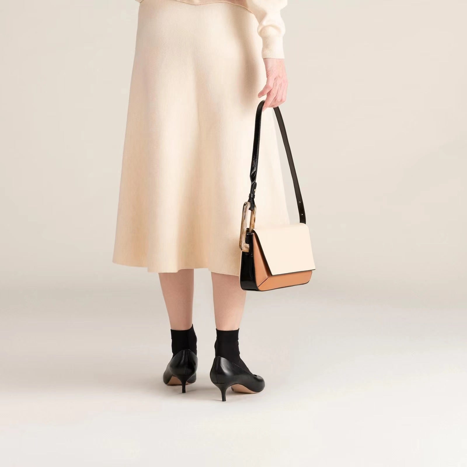 Olivia Shoulder bag