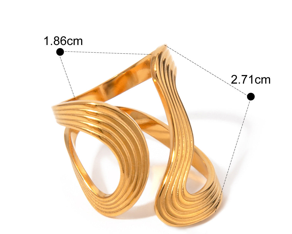 Golden WaveLoop Ring