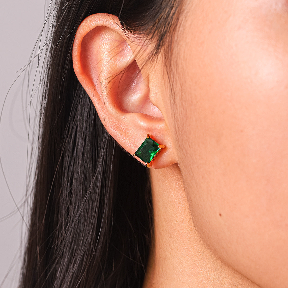 Affair Gem Studs