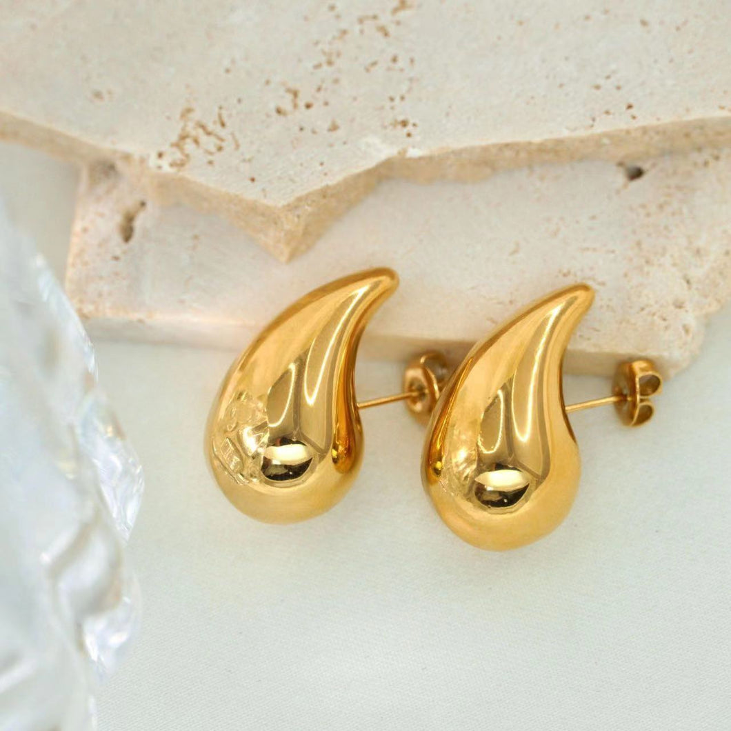 Olivia Teardrop Earrings