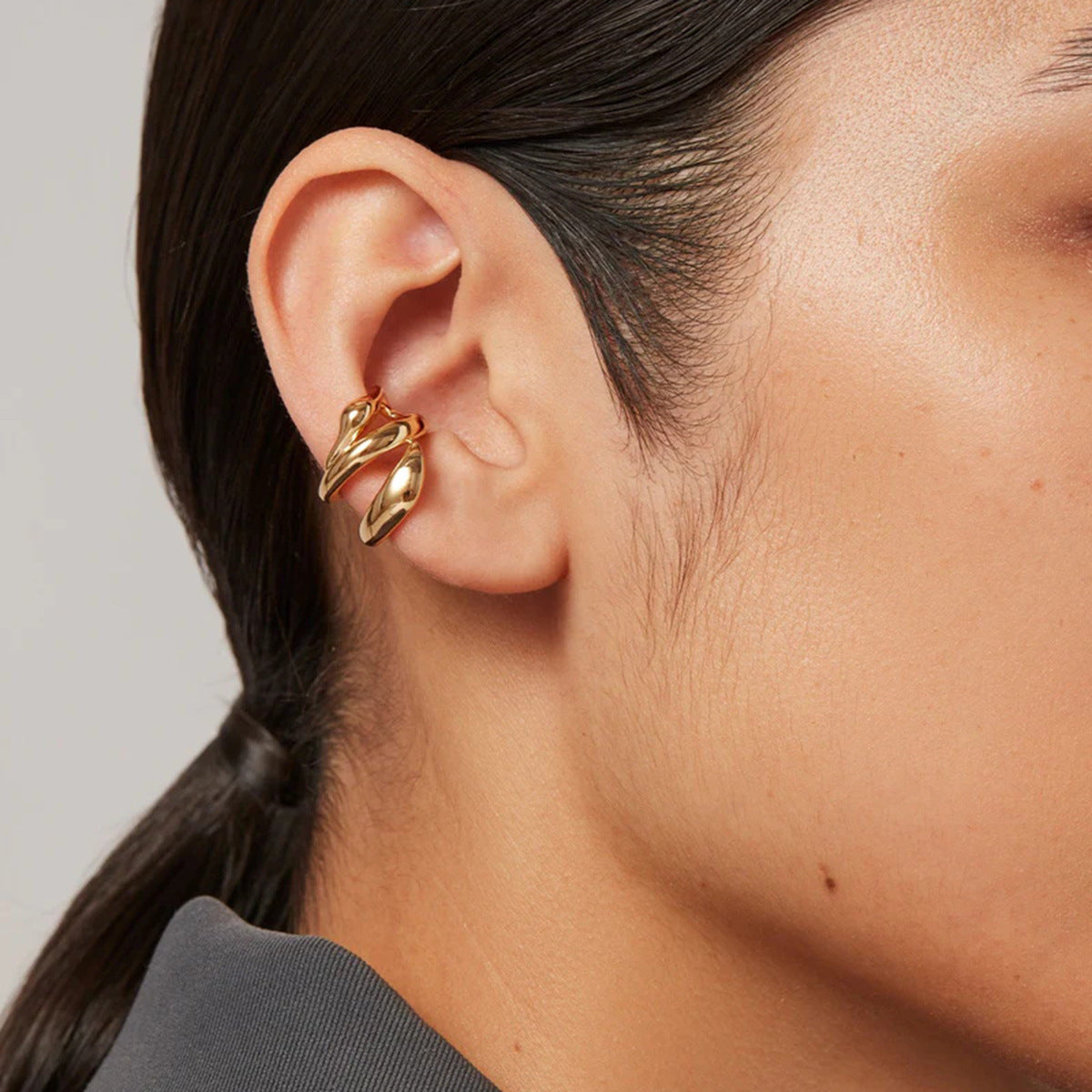 Golden Glow Ear Cuff