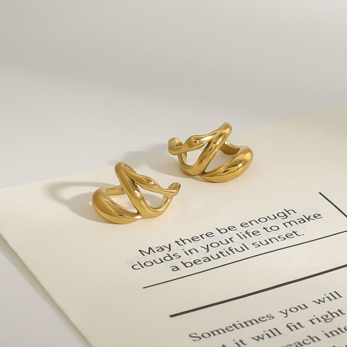 Golden Glow Ear Cuff