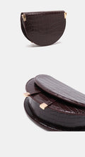 Load image into Gallery viewer, Sassy Saddle bag (Brown)
