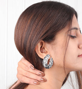 Sliq Textured earrings