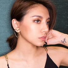 Load image into Gallery viewer, Heart out earrings
