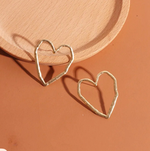 Load image into Gallery viewer, Heart out earrings
